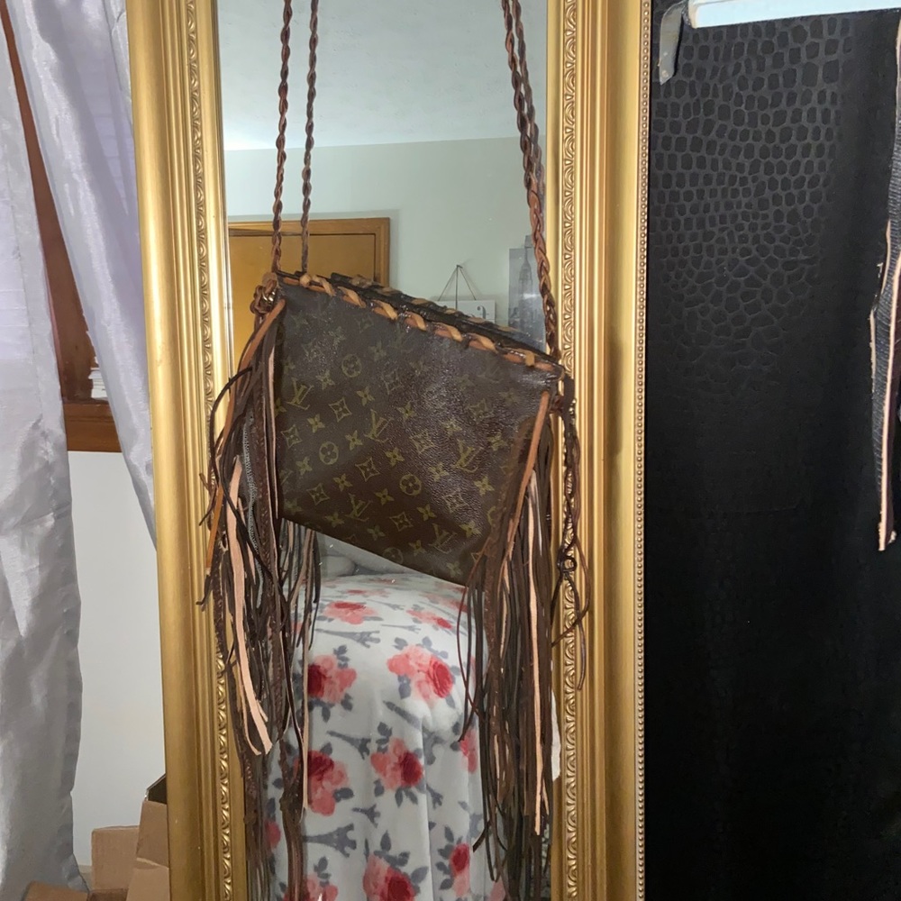 Louis Vuitton Toiletry 26 Converted Crossbody